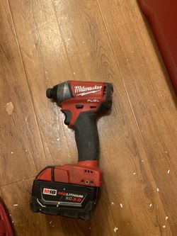 Milwuakee impact and battery
