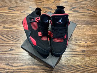 Air Jordan 4 “ Red Thunder “