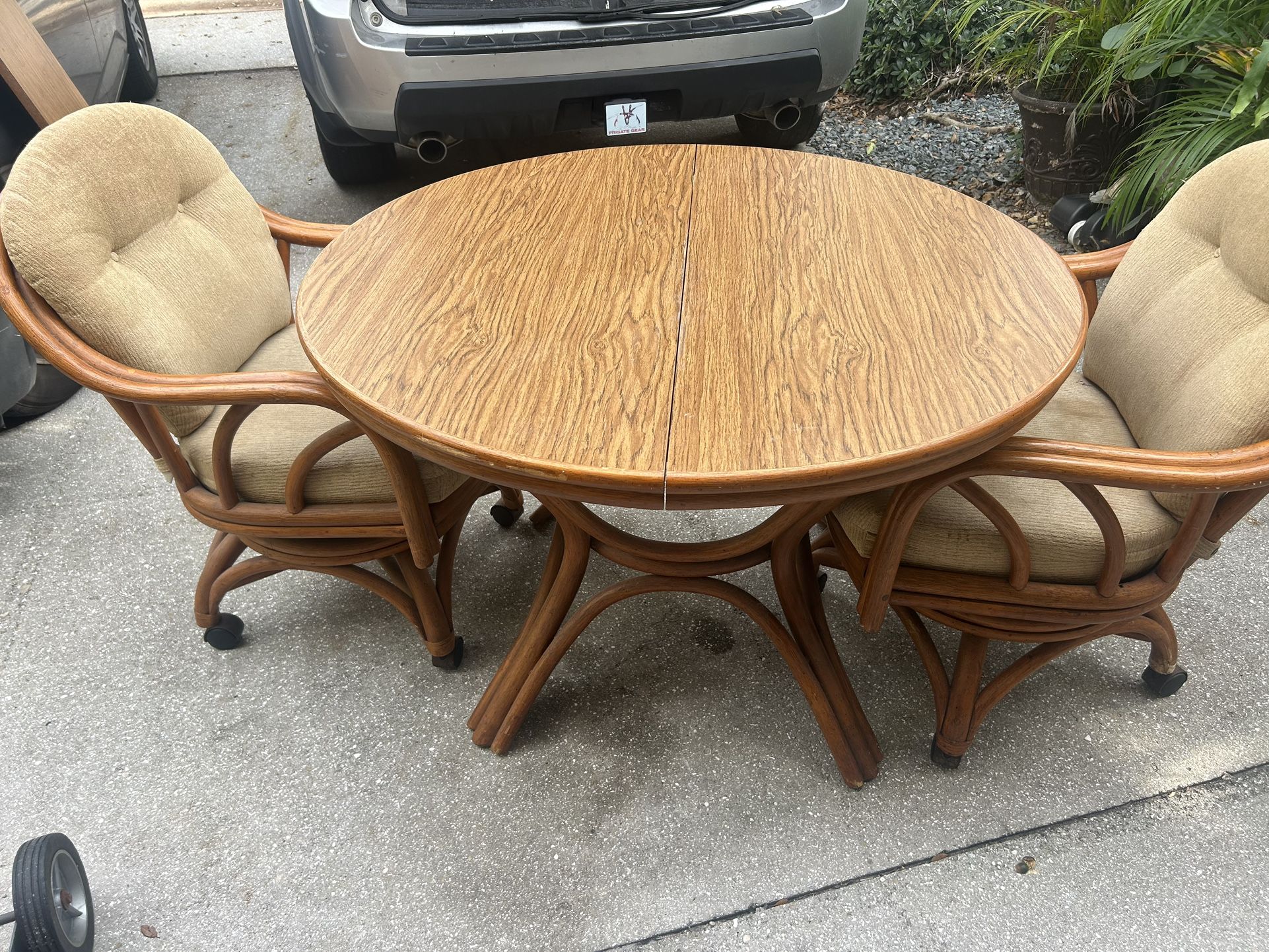 Beautiful Vintage Rattan, Dining Table