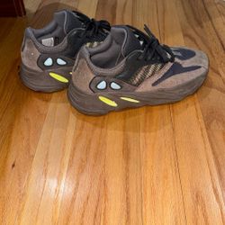 Adidas Yeezy Boost 700 Mauve