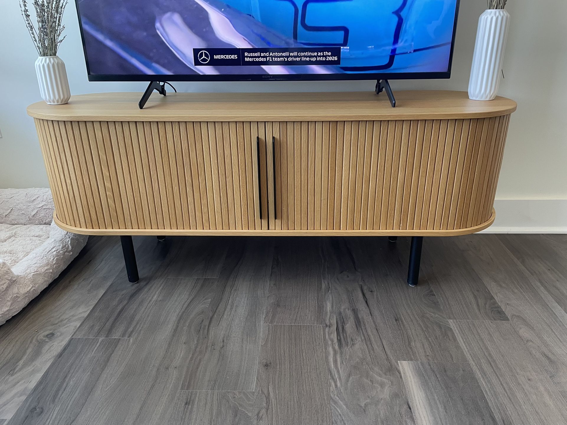 MADE TV Stand