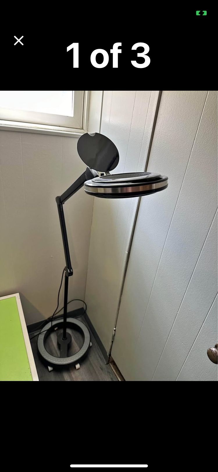 Esthetician Lamp