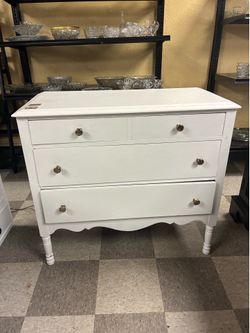 Small White Dresser