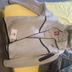 Men’s HV0949-361 Nike Suit  Size S