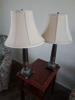 Pair of Traditional Column Table Lamps