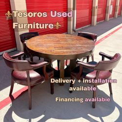 Round dining set
