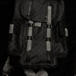 Lv Backbag