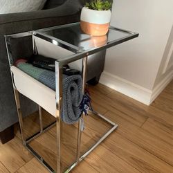 24" White and Clear Contemporary Rectangular Accent Table with Magazine Rack/ End table/ C section