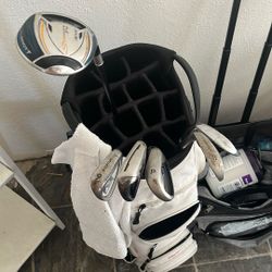 Adam's 3wood, 8 and 9 Iron, Callaway Pitching Wedge Taylormade 52 Degree and 7 iron