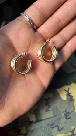 14k Gold Earings