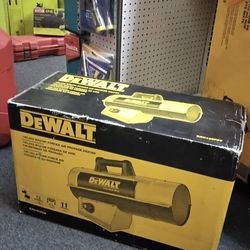 DEWALT 150,000 BTU/HR FORCED AIR PROPANE HEATER