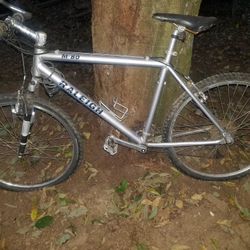 RALEIGH M80 - MOUNTAIN BIKE 