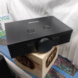 Panasonic LCD Projector Pt-ae2000u