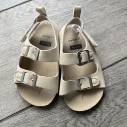 Carter’s Size 9-12 M