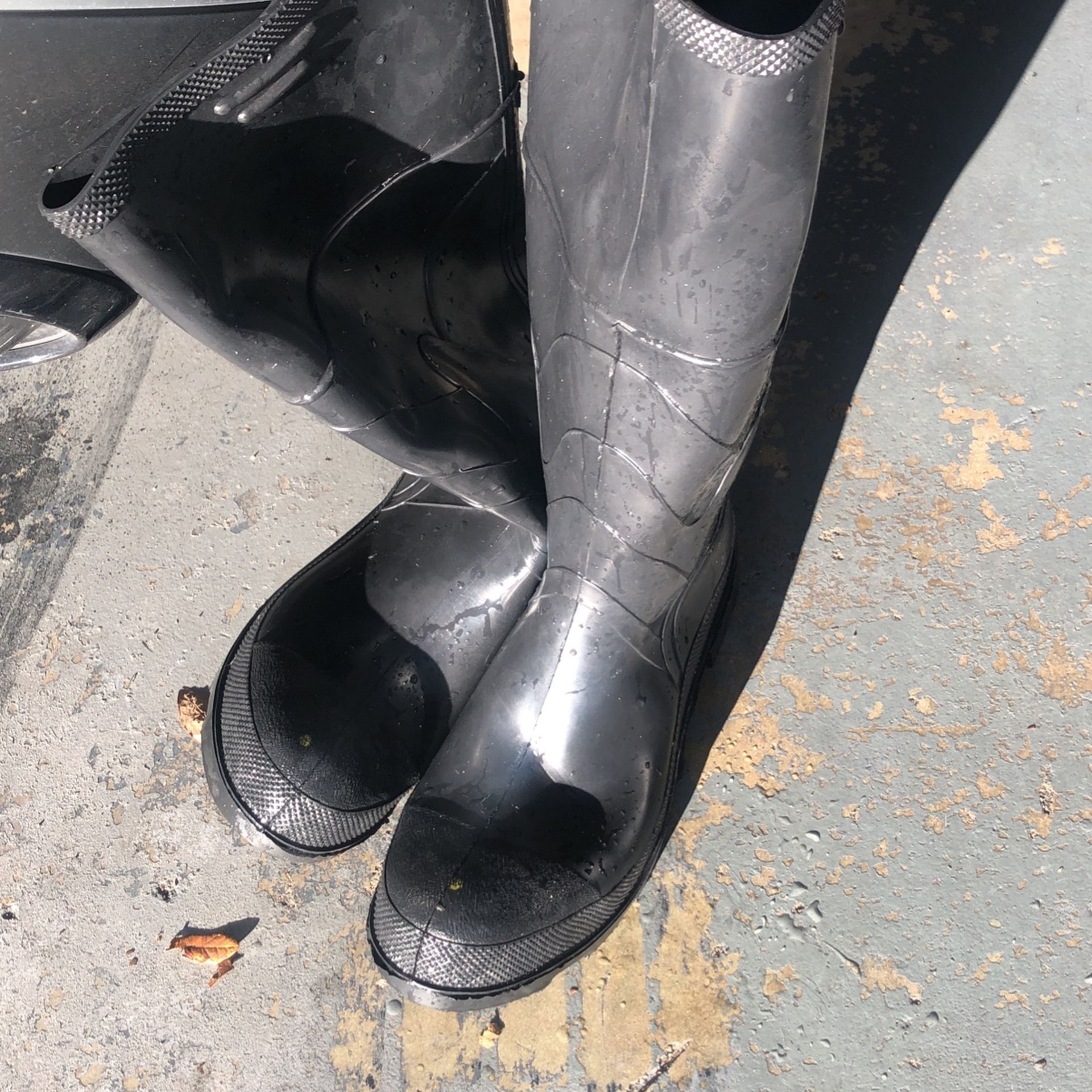 Rain Boots Steel Toe  Size 12