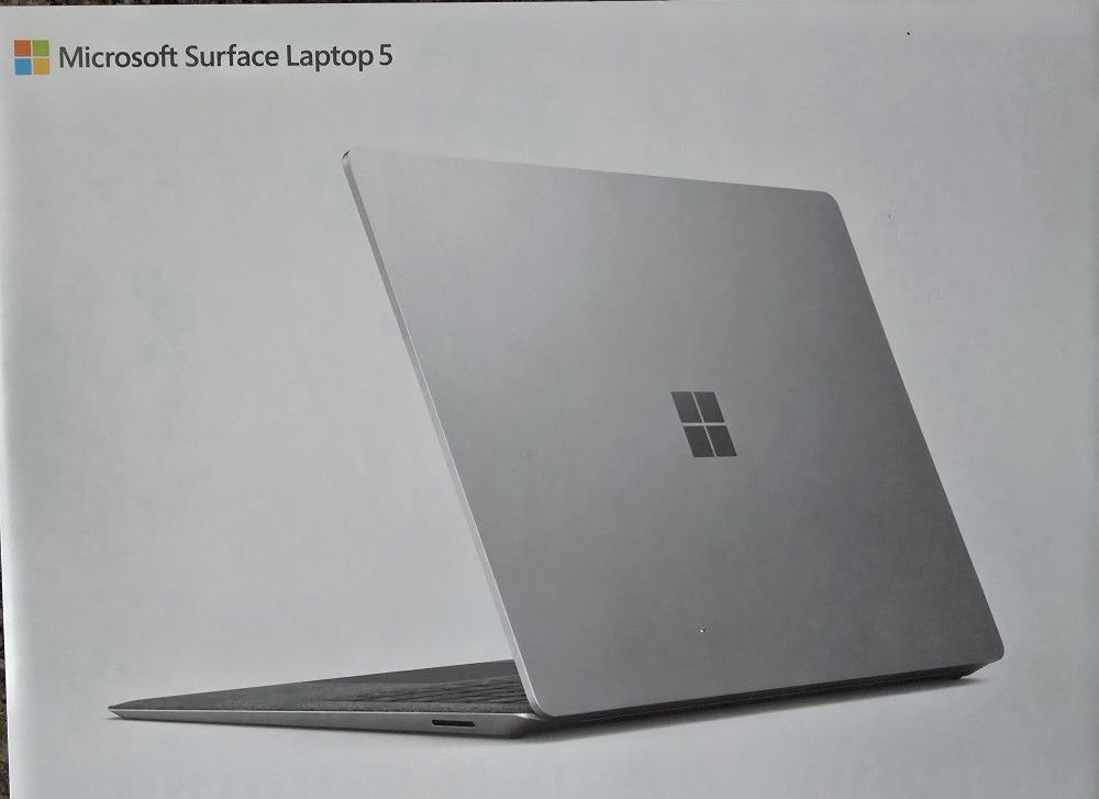 Microsoft Surface Laptop 5 - 13.5"