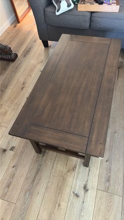 Coffee Table & Matching Side Tables