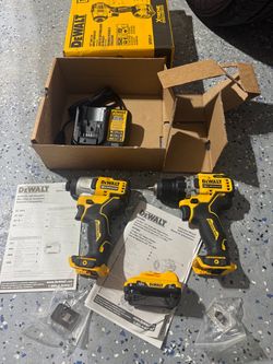 DEWALT XTREME 2-Tool DrilI/Impact Driver 12V XR Brushless with 2AH Battery and Charger NEW