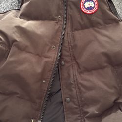 Canada Goose Vest (Medium)