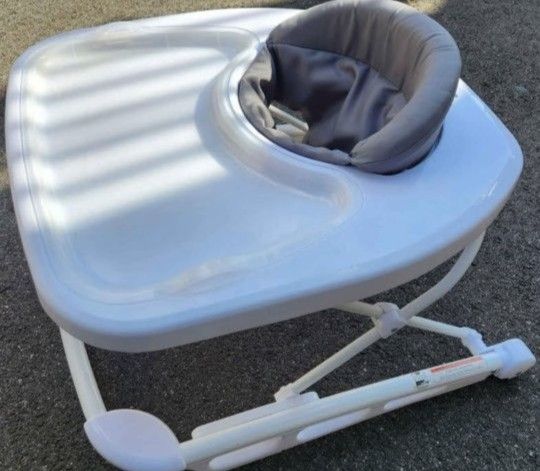 Baby Walker - Pristine!
