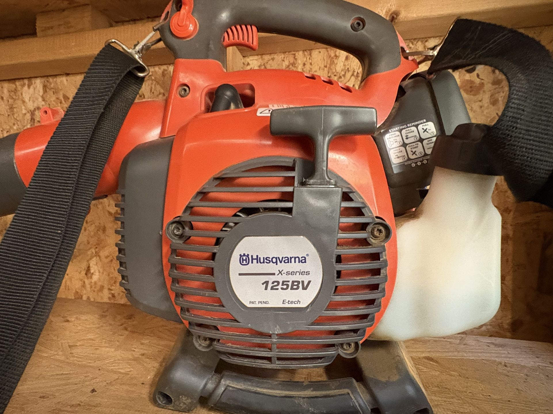 Husqvarna Gas Handheld Leaf Blower