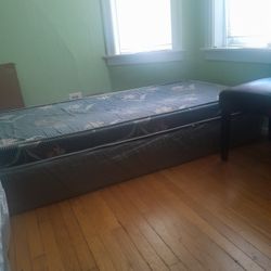 Twin Bed 