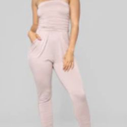 Fashion Nova Sexy Casual Tube Jumpsuit Size M - Good Preloved Condition