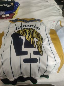 T-shirr