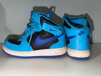 Nike Force 1 High Top Sneakers size 2Y