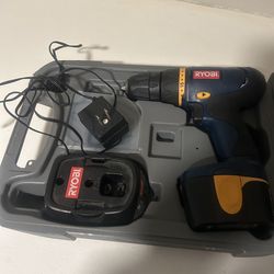 a Ryobi 7.2V cordless screwdriver drill, model HP472