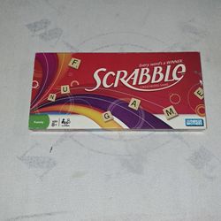 Vintage 2001 Scrabble Board Game In Excellent New Condition (Is Complete Nothing Missing)