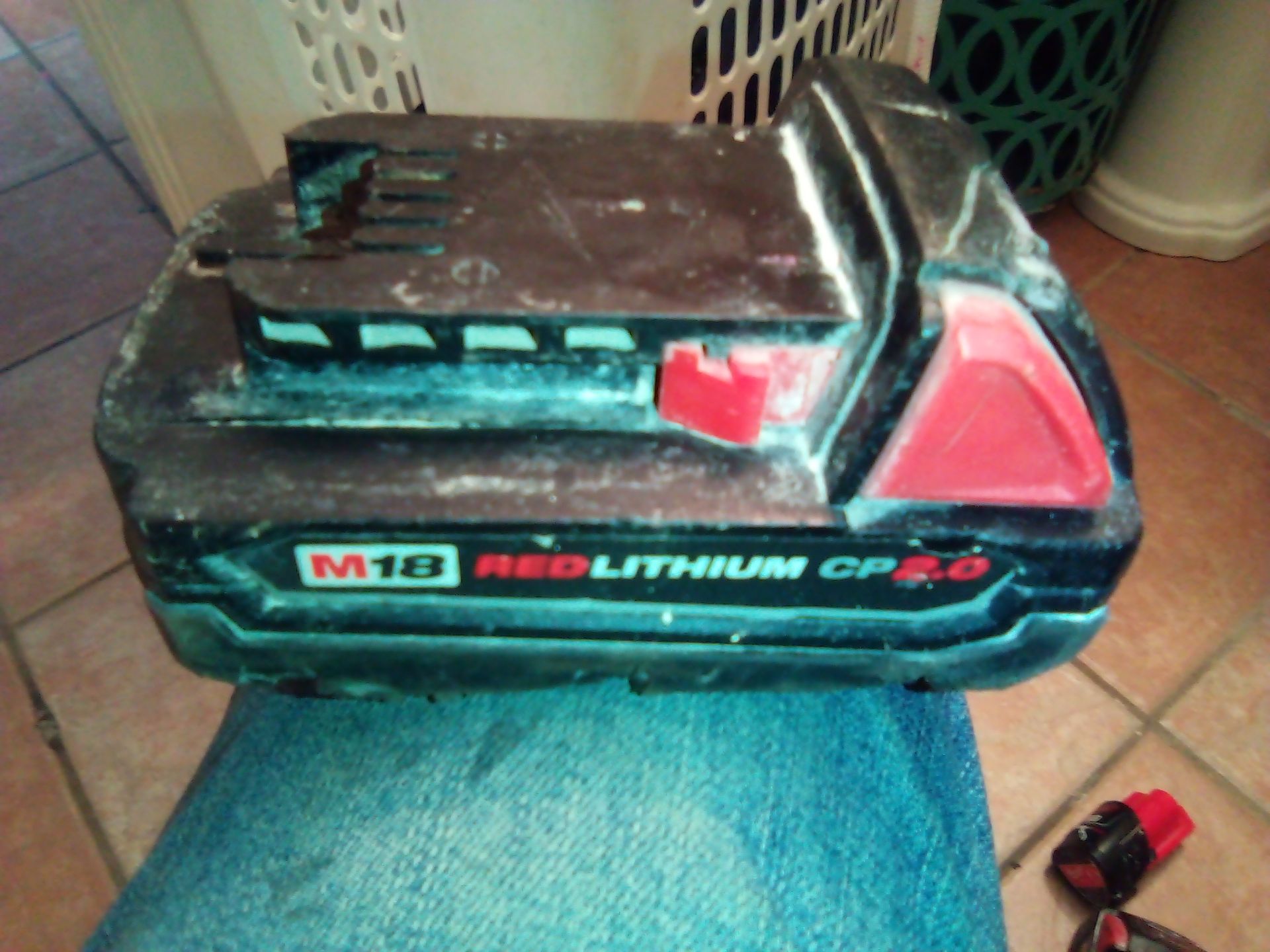 Milwaukee m18 cp 2.0 battery