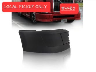 ➿️ Corner Bumper RH (w/o Fog Light Holes) Replacement for 2004-2015 Volvo VNL