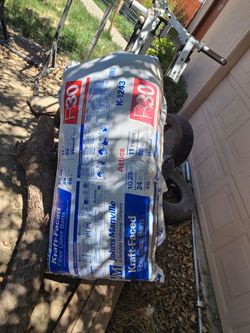 R30 faced fiberglass insulation batts