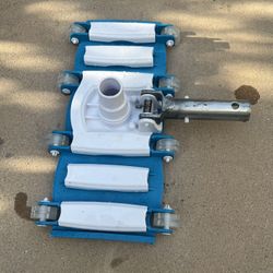 Like New: Manual 14” Pool Vacuum Head Swimming Pool