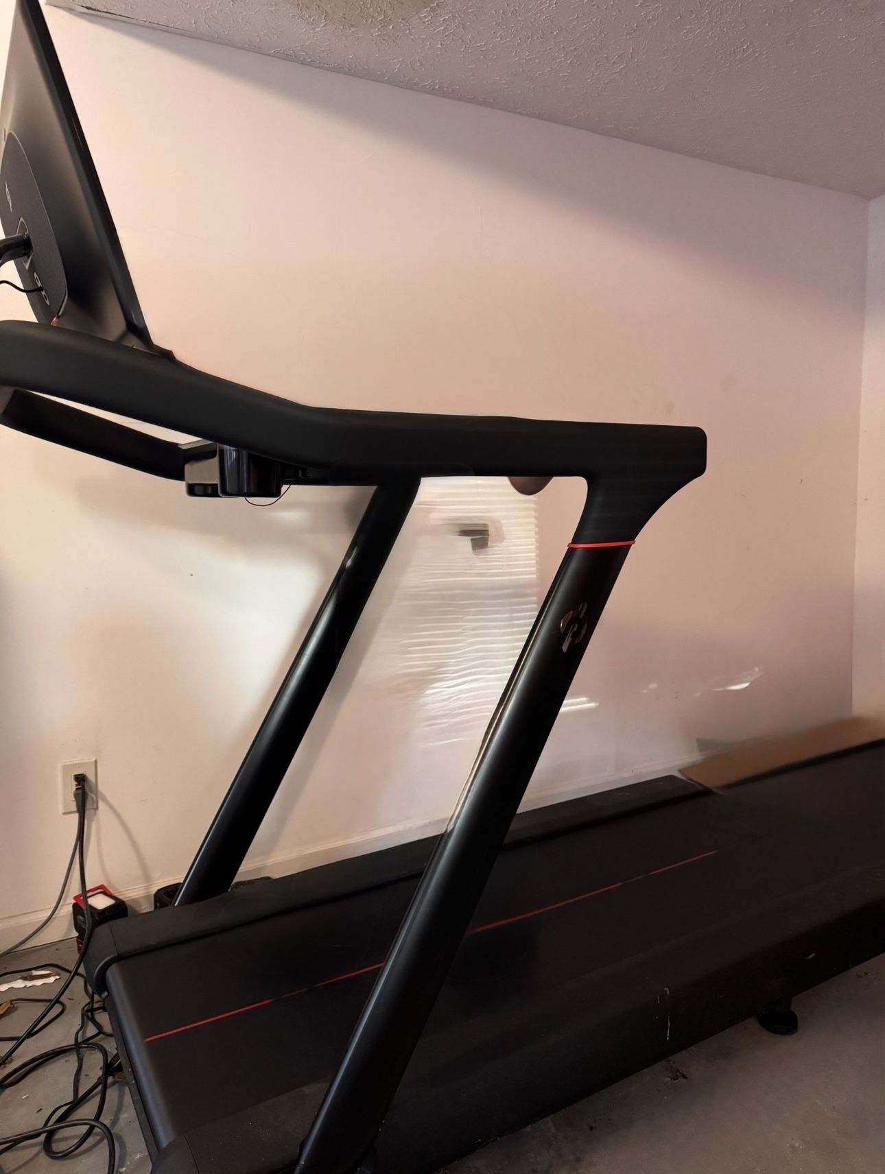 Peloton Treadmill - Pickup in Stone Mountain/Lilburn Area