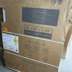 BRAND NEW IN BOX 48”x 34” SHOWER 🚿 BASE 