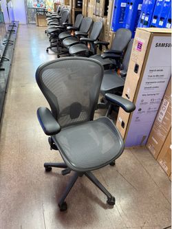 Herman Miller Aeron Remastered Size B Office Chair