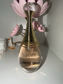 Dior perfume