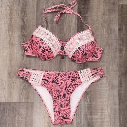 Women’s Medium Pink, Black, & White Bikini Swim Suit Set