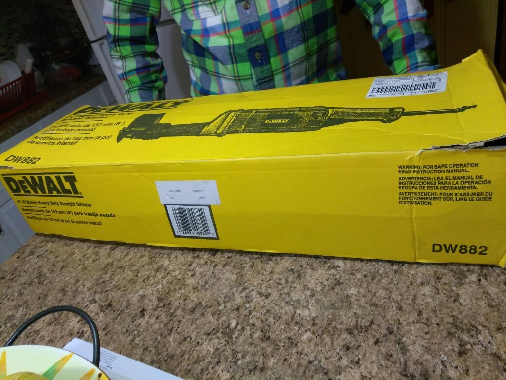 Dewalt 6" 152mm heavy duty straight grinder
