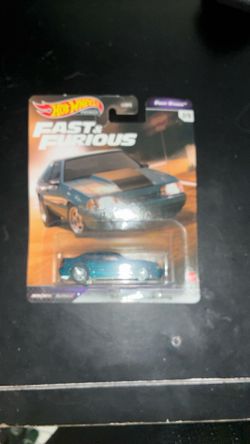 fast And Furious 92 Ford Mustang Hot Wheel green 