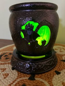 Disney Villains Scentsy Warmer