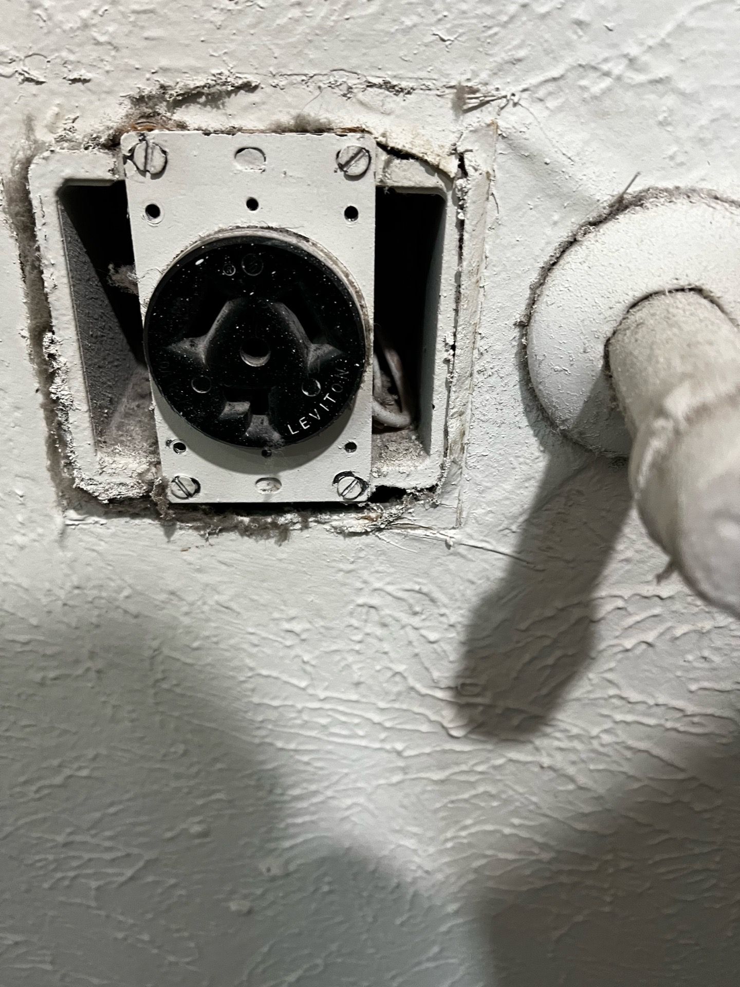 Se asen trabajos de electricidad aún buen precio