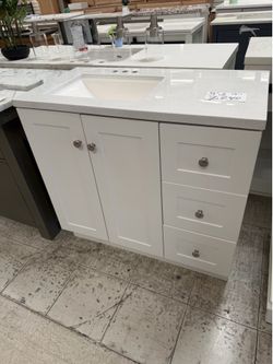 Bathroom cabinet