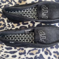 Very Rare FTP Slippers New 10 