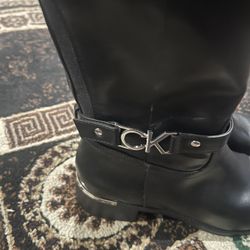 Calvin Klein Size 9 Women’s Boots