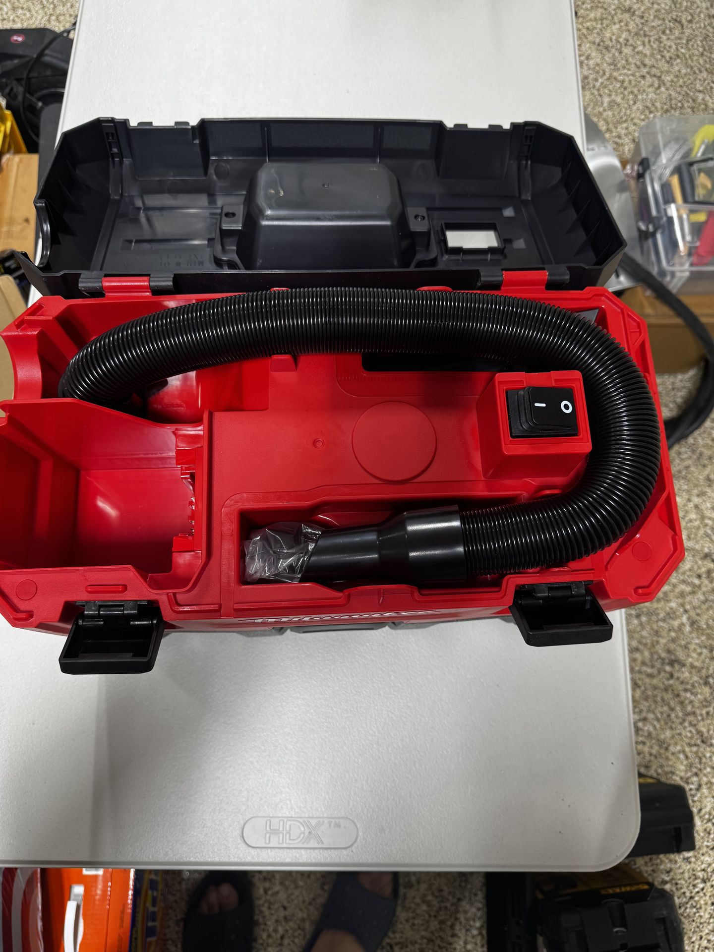 Milwaukee battery operated vacuum