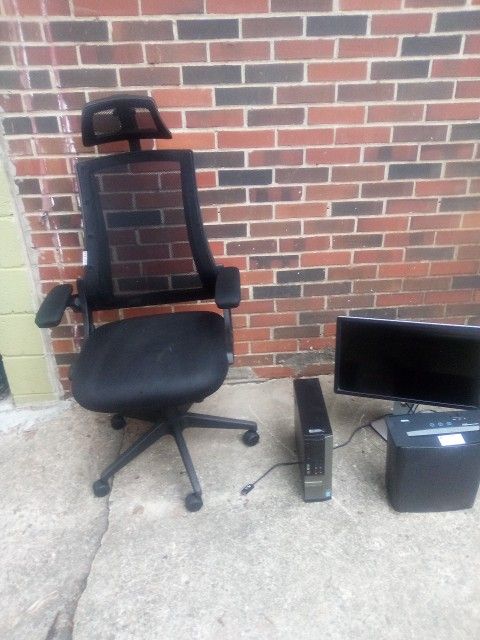 Office +Chair+Computer+Monitor+Shredder