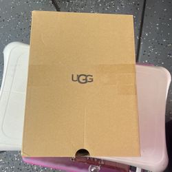 UGG slides 